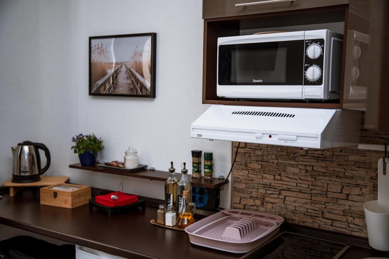Guest House Mylan Licko Petrovo Selo Exterior foto